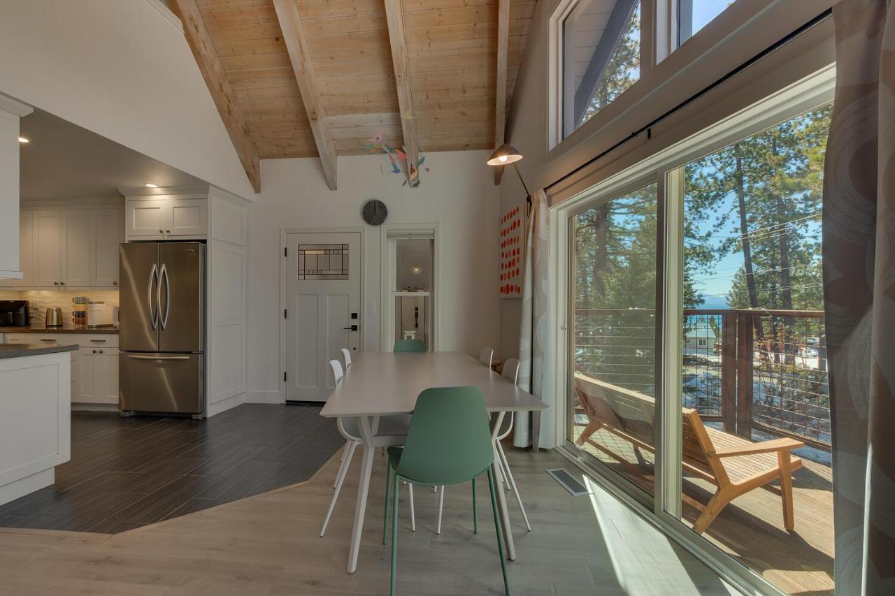 Moon Dune Chalet, Remodeled 3 Bedroom Cabin Plus Loft, Walk To Dining Tahoe Vista Exterior photo